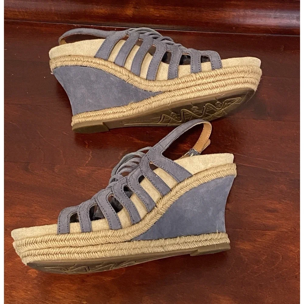Earthics Saletta‎ Seaport Blue Suede Leather Espadrille Wedge Size 6.5R KZ513